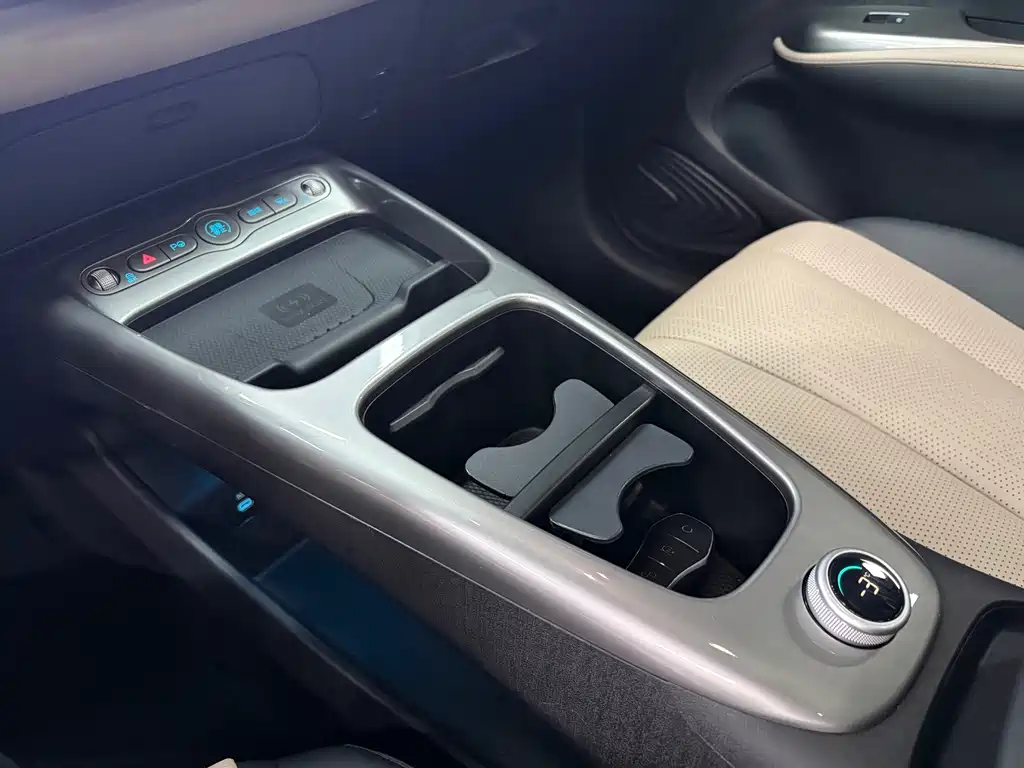 BYD Dolphin 2025 — фото 14