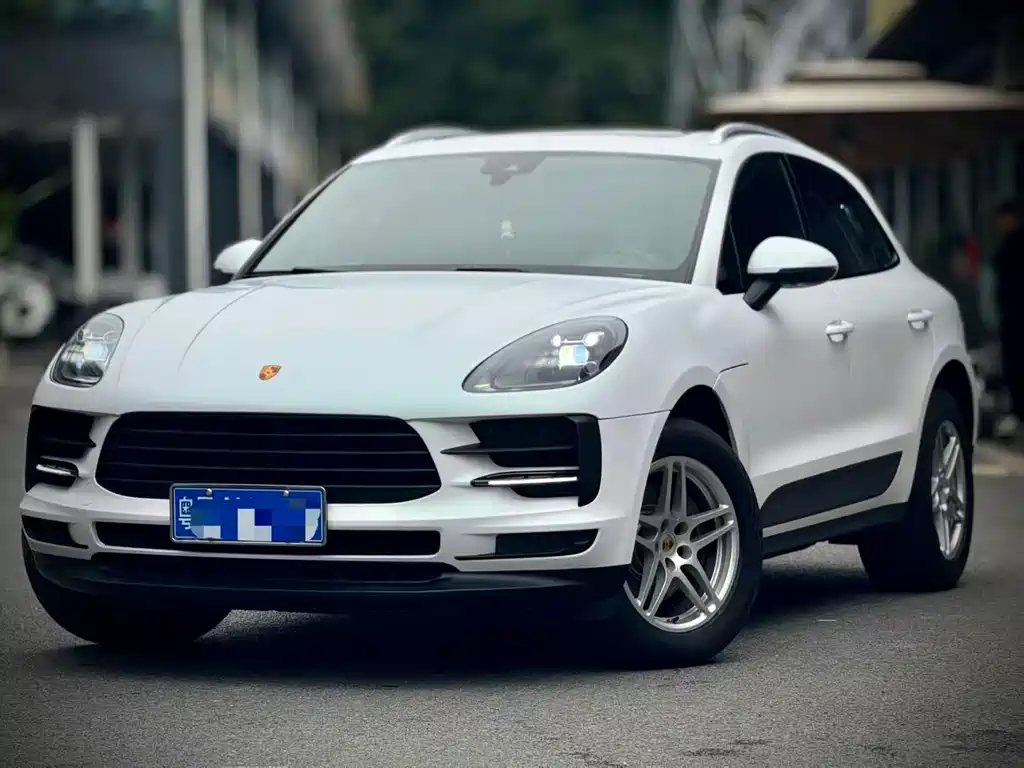 Porsche Macan 2021 — фото 1