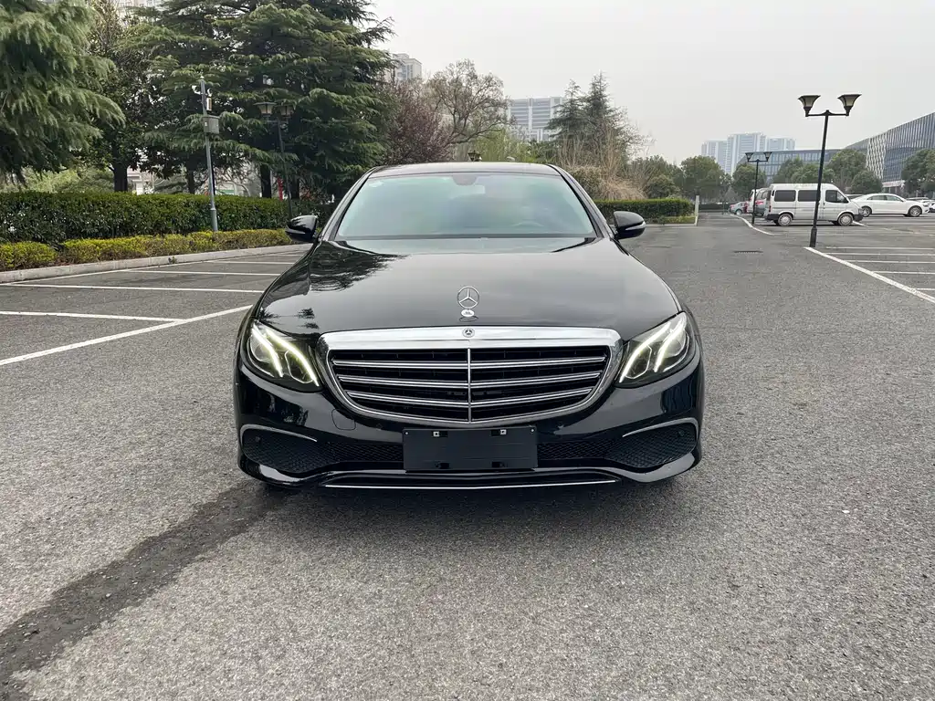 Mercedes-Benz E-Class 2018 — фото 8