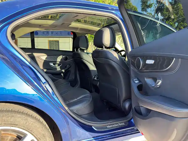 Mercedes-Benz C-Class 2018