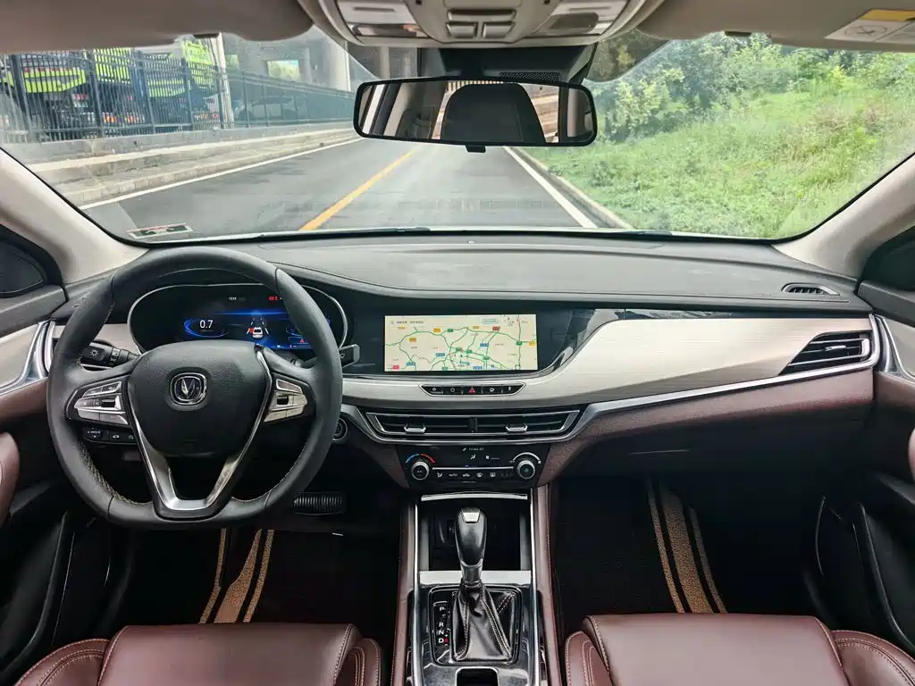 Changan Eado 2018 — фото 15