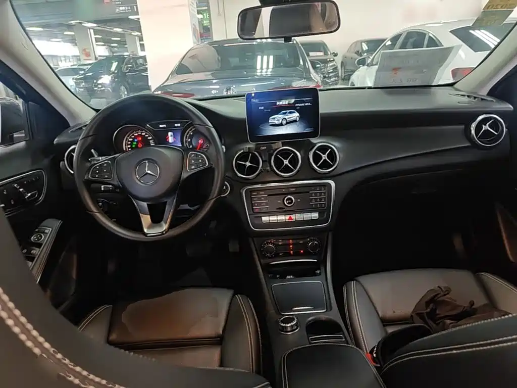 Mercedes-Benz GLA 2018 — фото 10