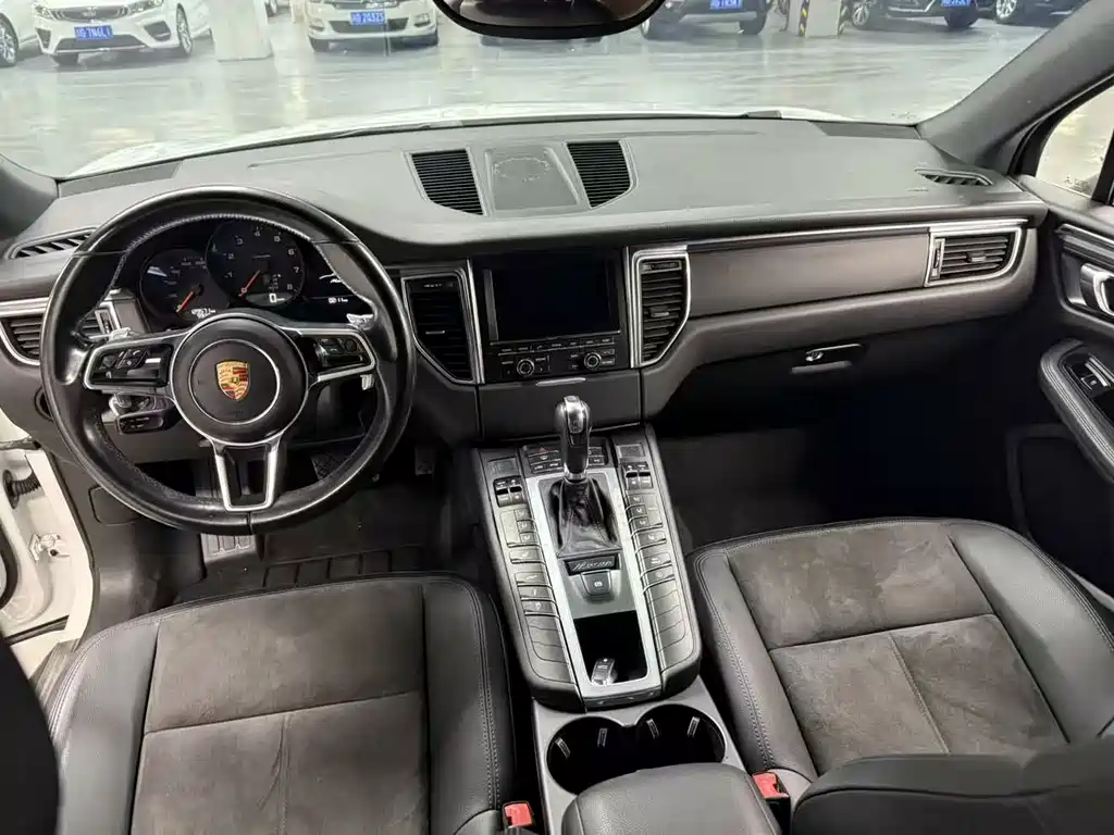 Porsche Macan 2015 — фото 7