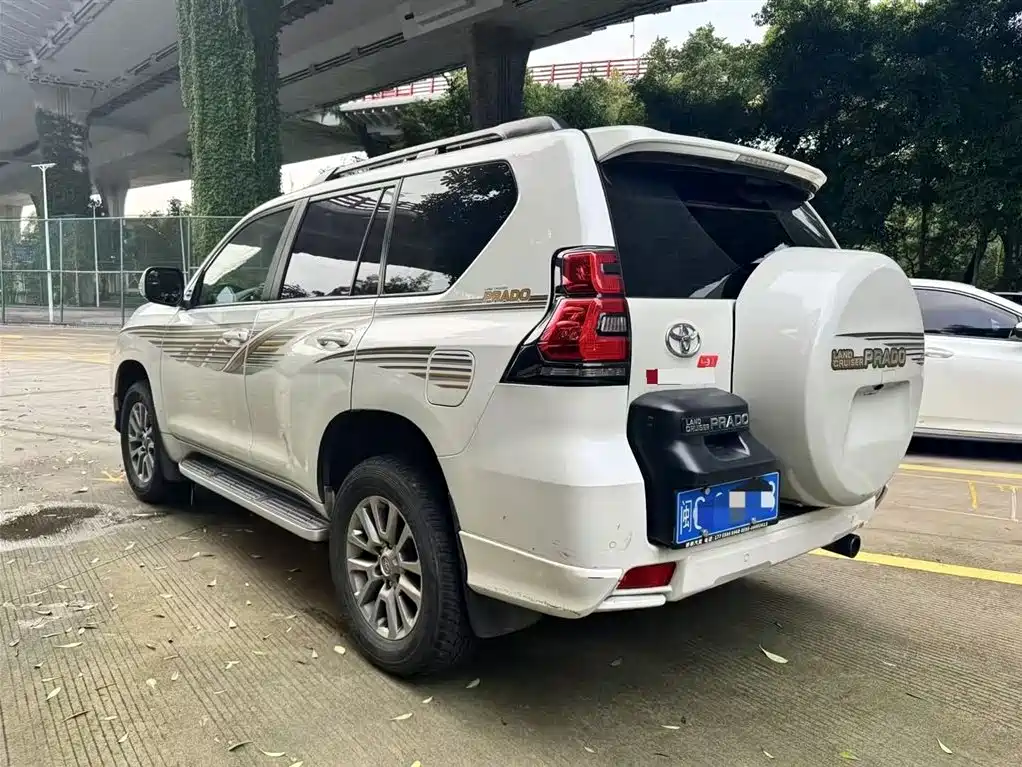Toyota Prado 2019 — фото 8