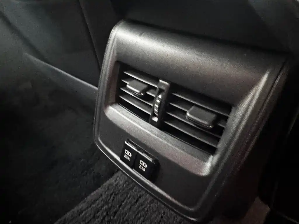 Toyota Avalon 2022 — фото 14