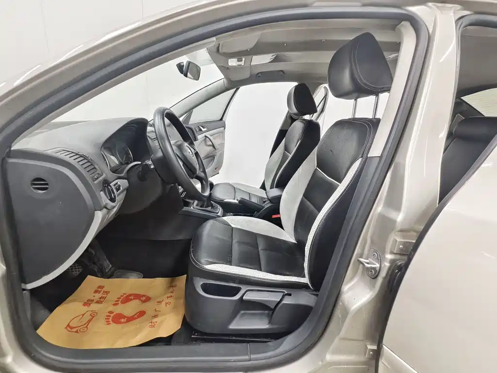 Skoda Octavia 2014 — фото 10