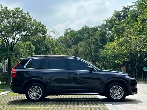 Volvo XC90 2015