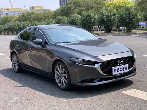 Mazda 3 Axela 2021