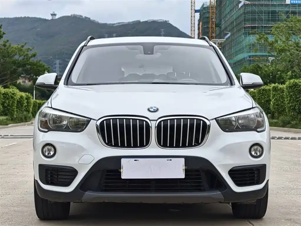 BMW X1 2017 — фото 2
