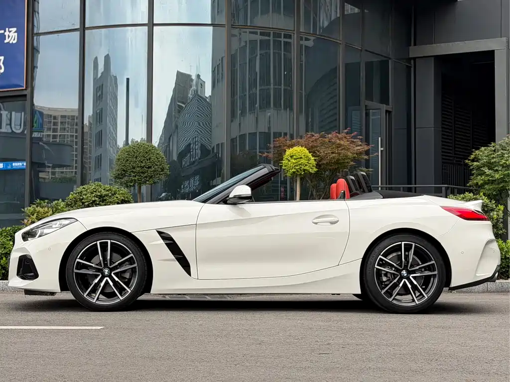 BMW Z4 2024 — фото 5