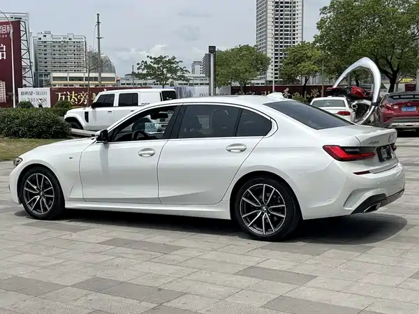 BMW 3 Series 2020