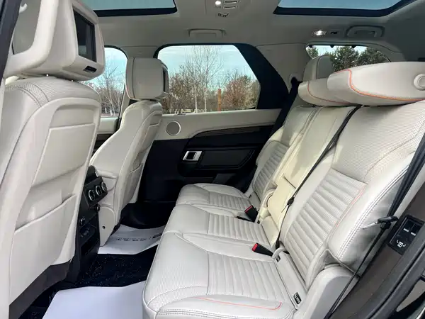 Land Rover Discovery 2017