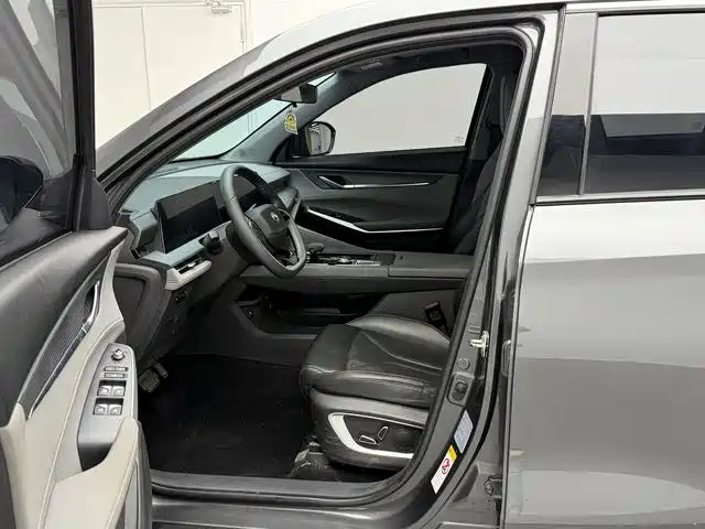 Changan CS75 PLUS 2023 — фото 11