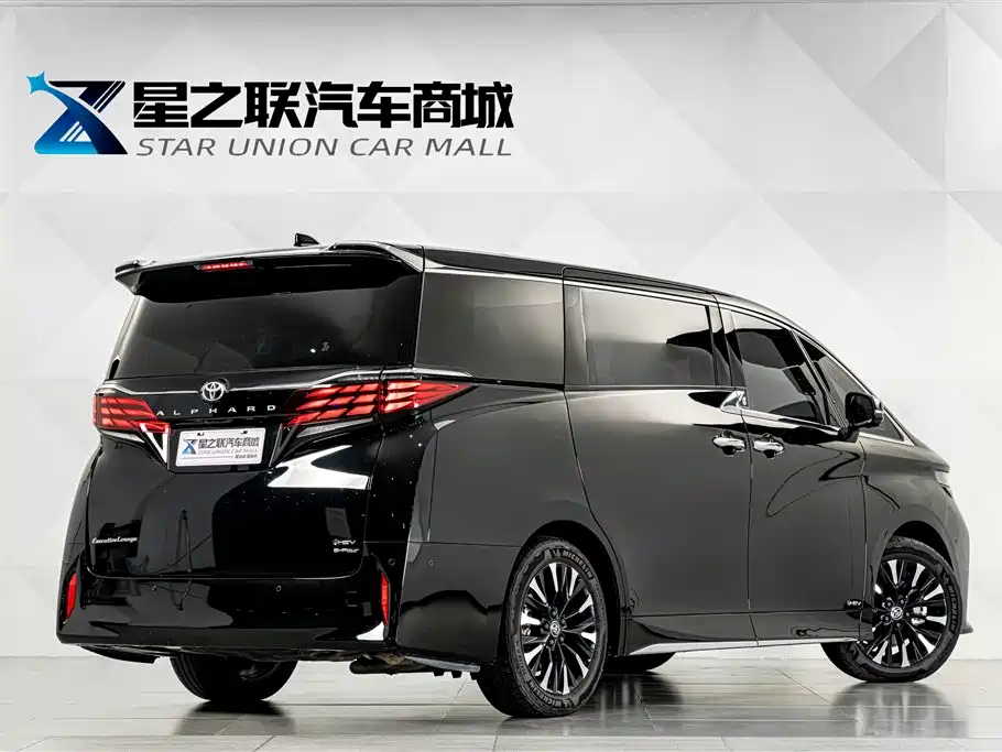 Toyota Alphard 2024 — фото 6
