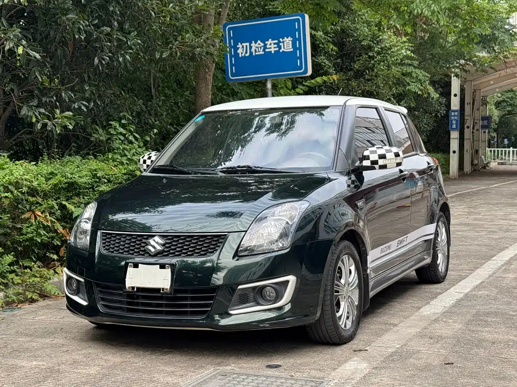 Suzuki Swift 2018 — фото 1