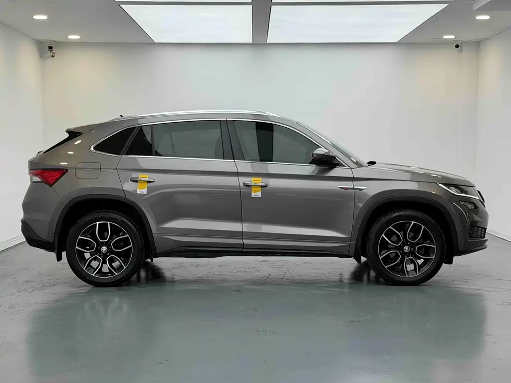 Skoda Kodiak GT 2019 — фото 8