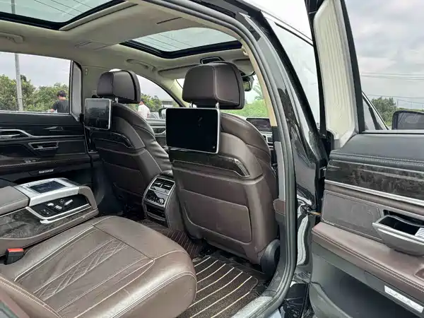BMW 7 Series 2017