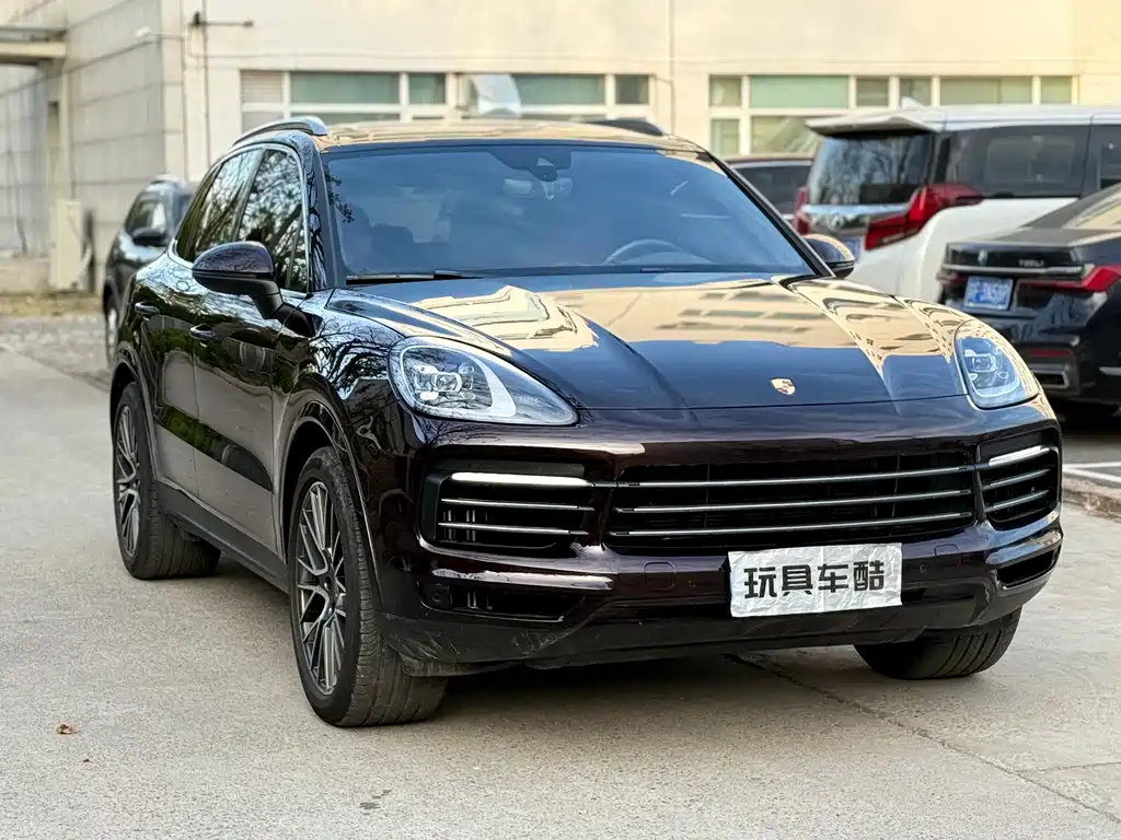 Porsche Cayenne 2022 — фото 2
