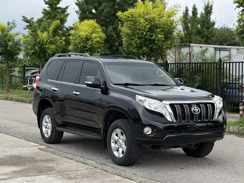 Toyota Prado 2015