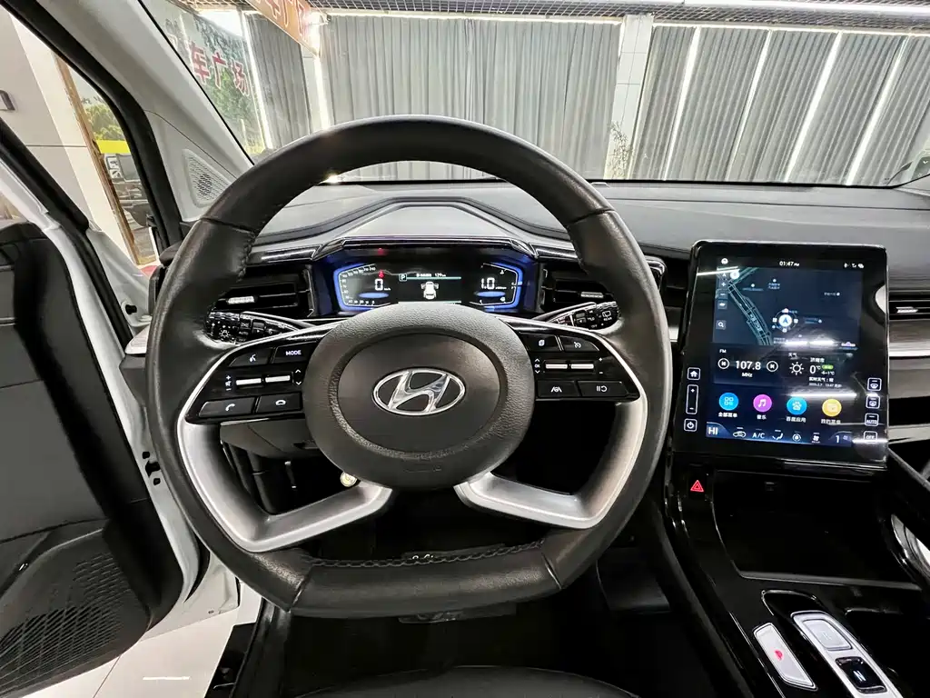 Hyundai Custo 2024 — фото 11