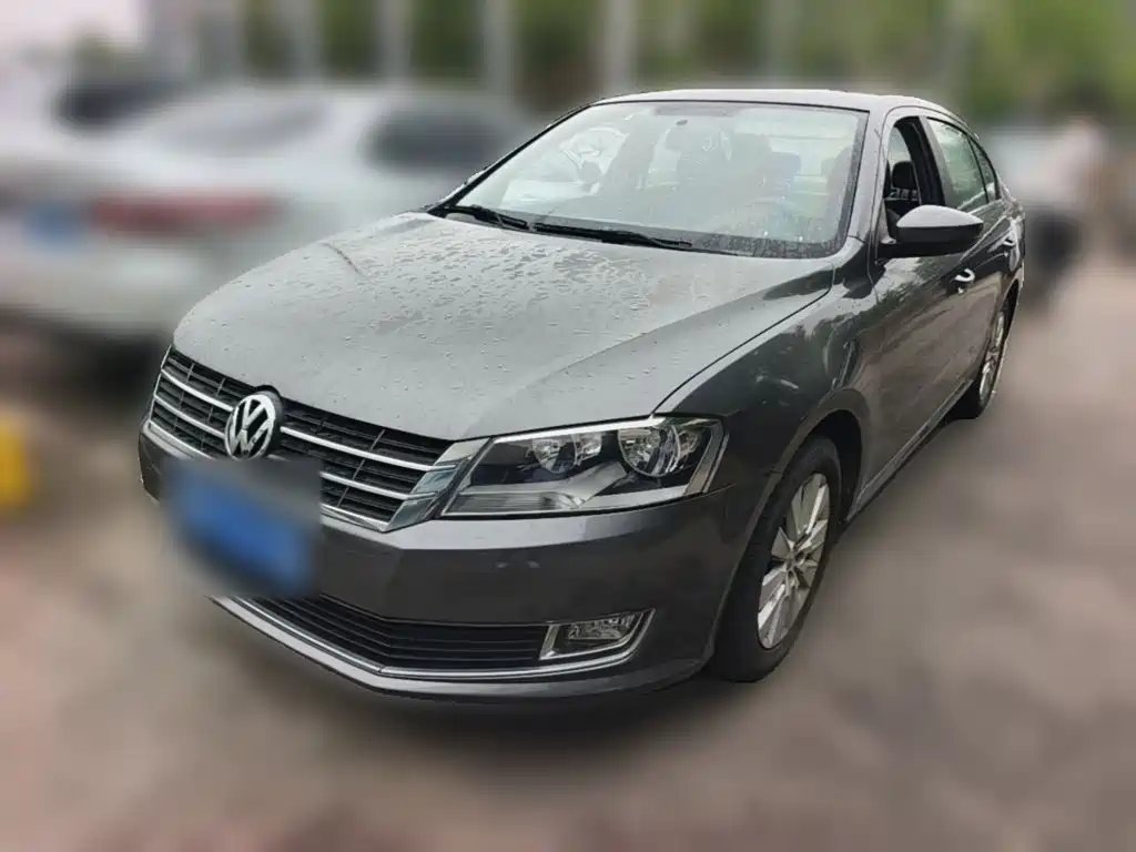 Volkswagen Lavida 2015