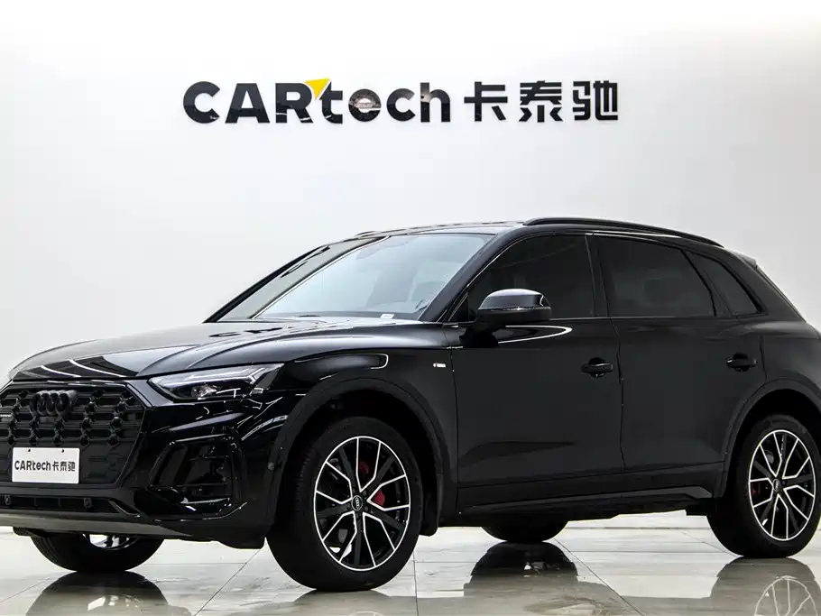Audi Q5L 2025 — фото 1