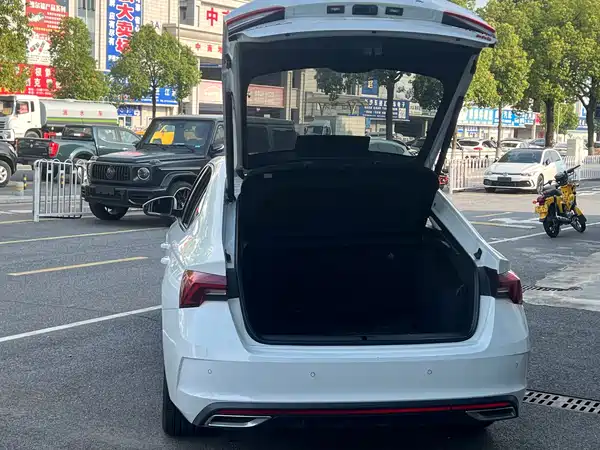 Skoda Octavia 2024