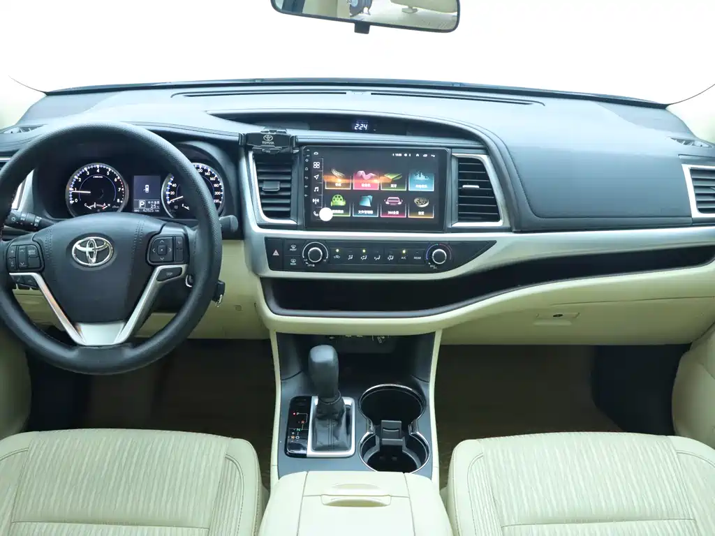 Toyota Highlander 2021 — фото 14