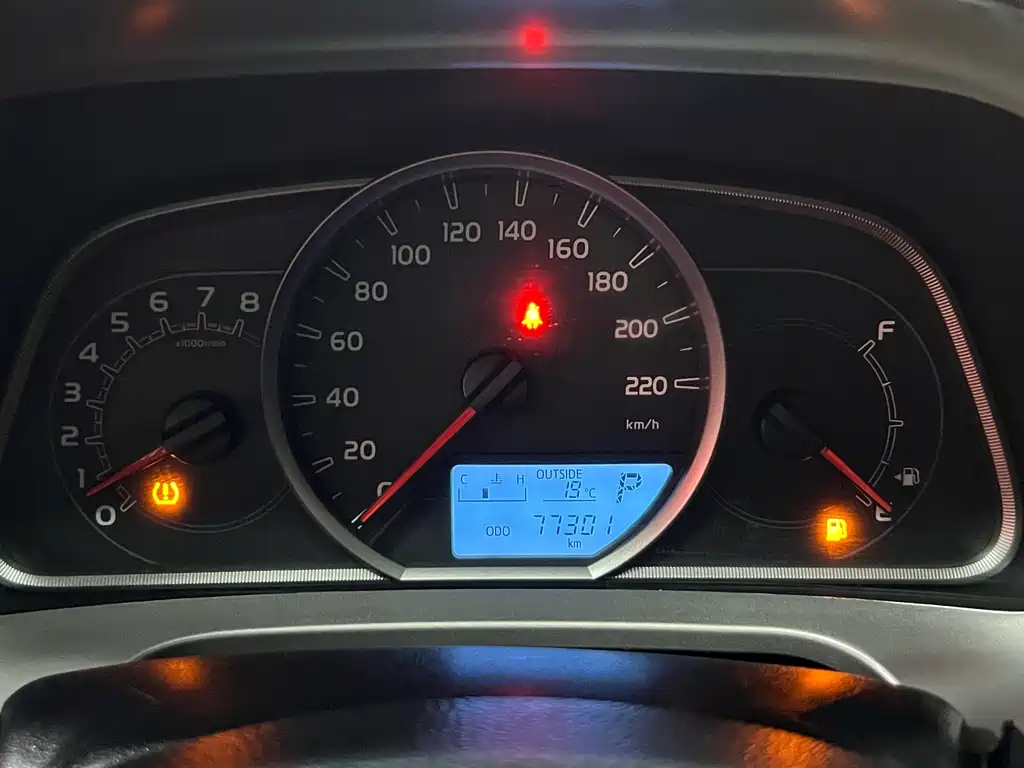 Toyota RAV4 2014 — фото 19