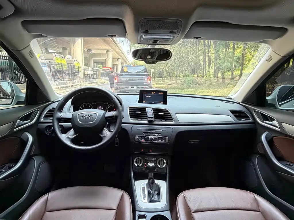 Audi Q3 2014
