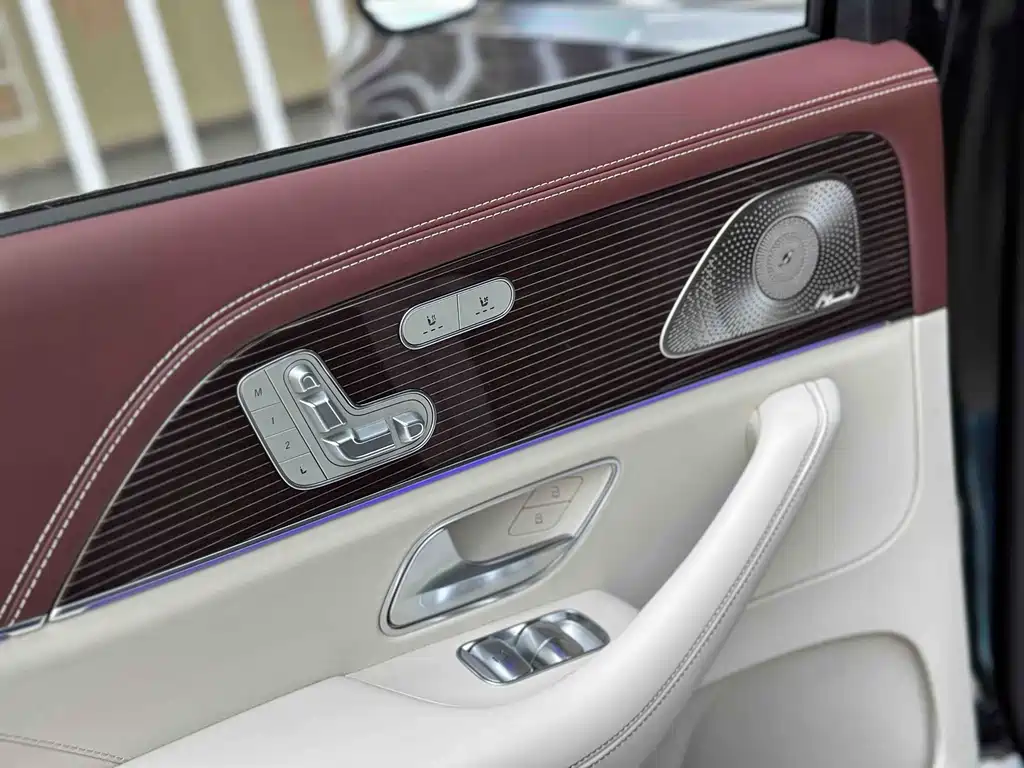 Mercedes-Benz GLS 2021 — фото 19