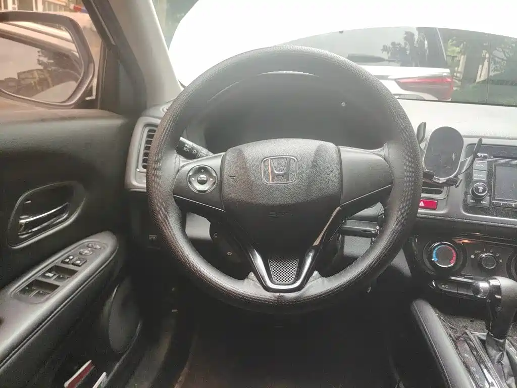 Honda Vezel 2016 — фото 11