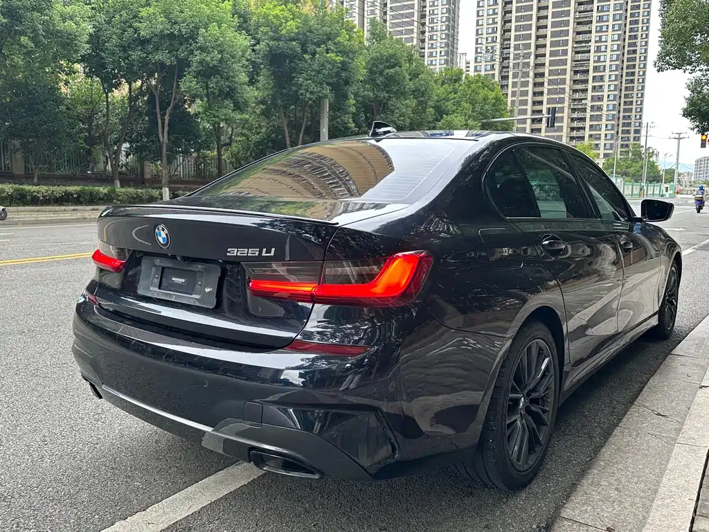 BMW 3 Series 2020