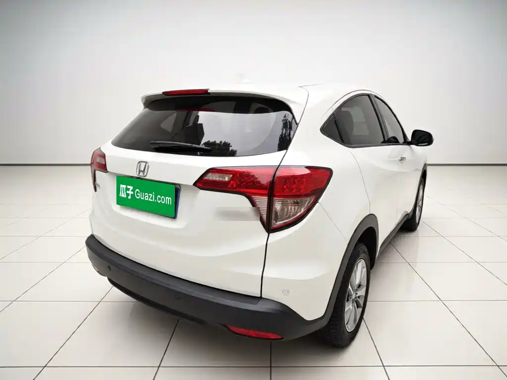 Honda Vezel 2016