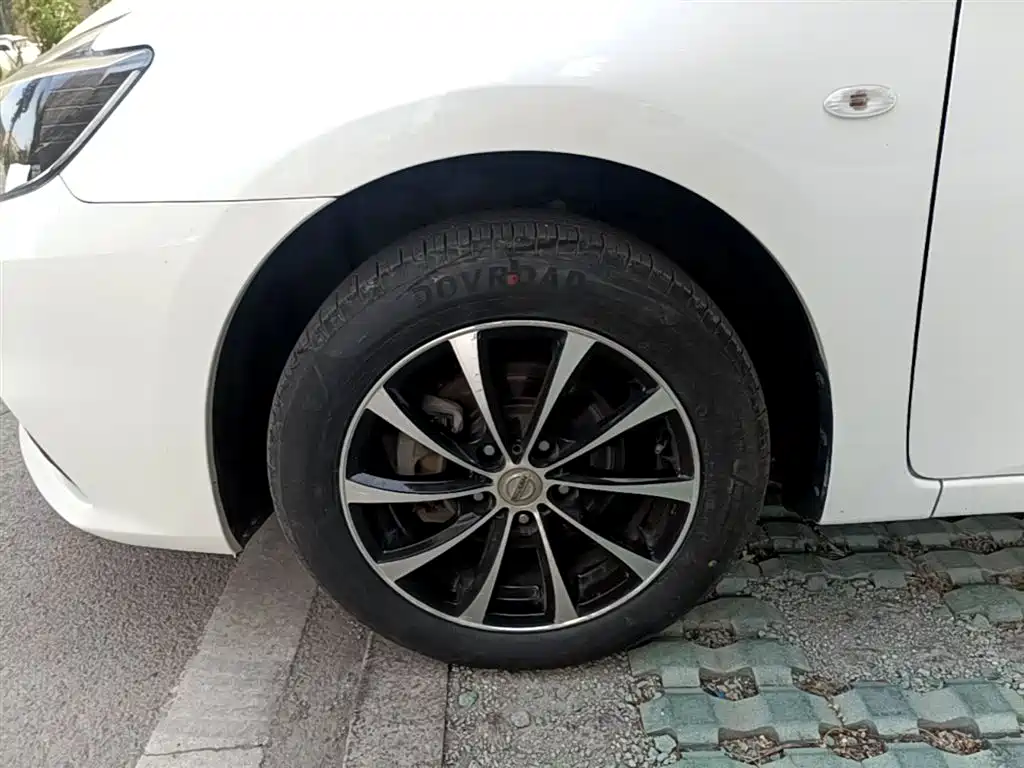 Nissan Sylphy 2019 — фото 23