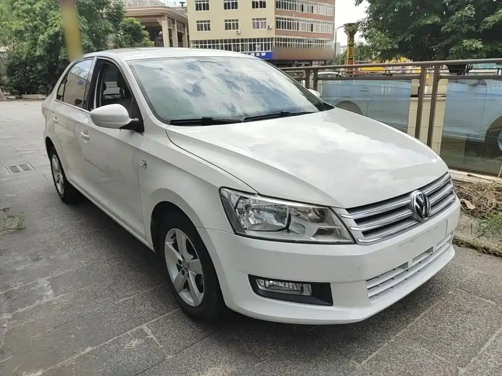 Volkswagen Santana 2014