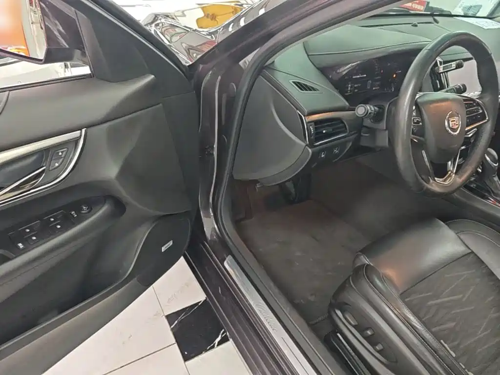 Cadillac ATS-L 2015 — фото 16