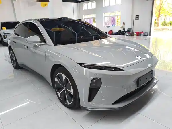 NIO ET5T 2024