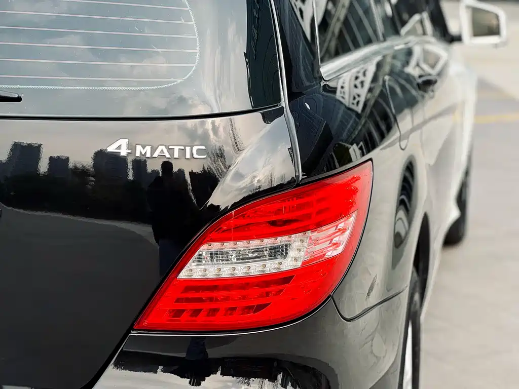 Mercedes-Benz R-Class 2014 — фото 20