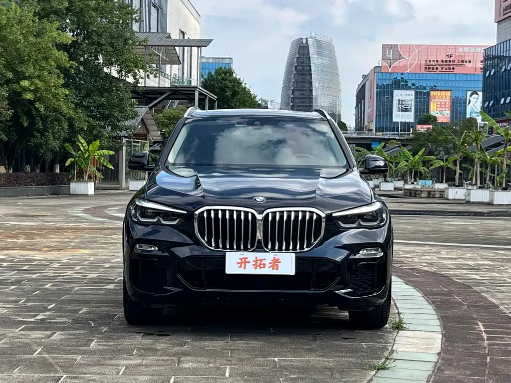 BMW X5 2021 — фото 2