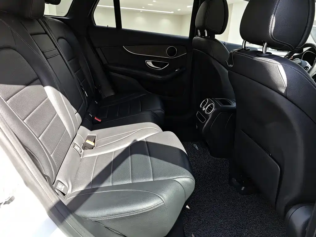 Mercedes-Benz GLC 2019 — фото 14
