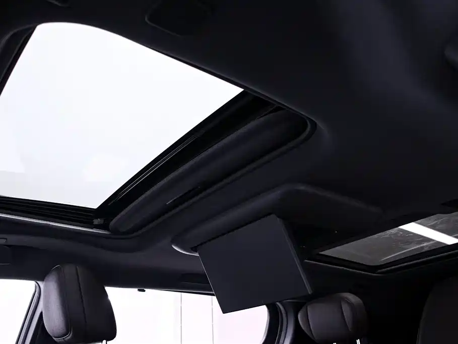 Toyota Sienna 2022 — фото 10
