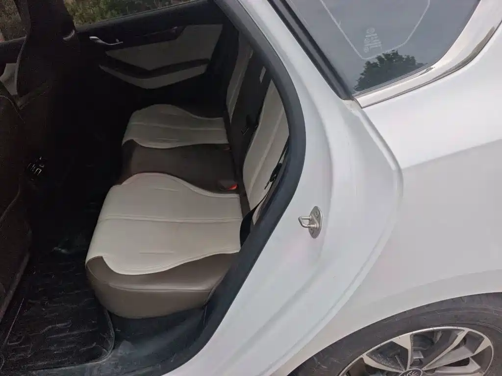 BYD Qin PLUS 2023 — фото 14