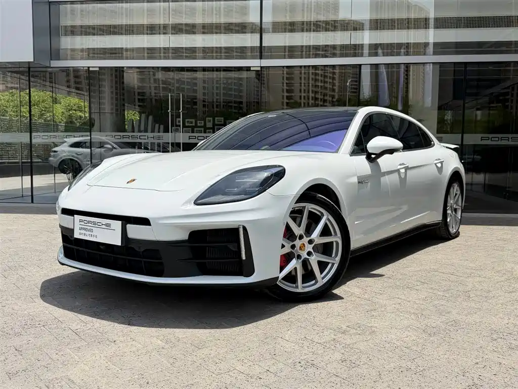 Porsche Panamera Hybrid 2025 — фото 1