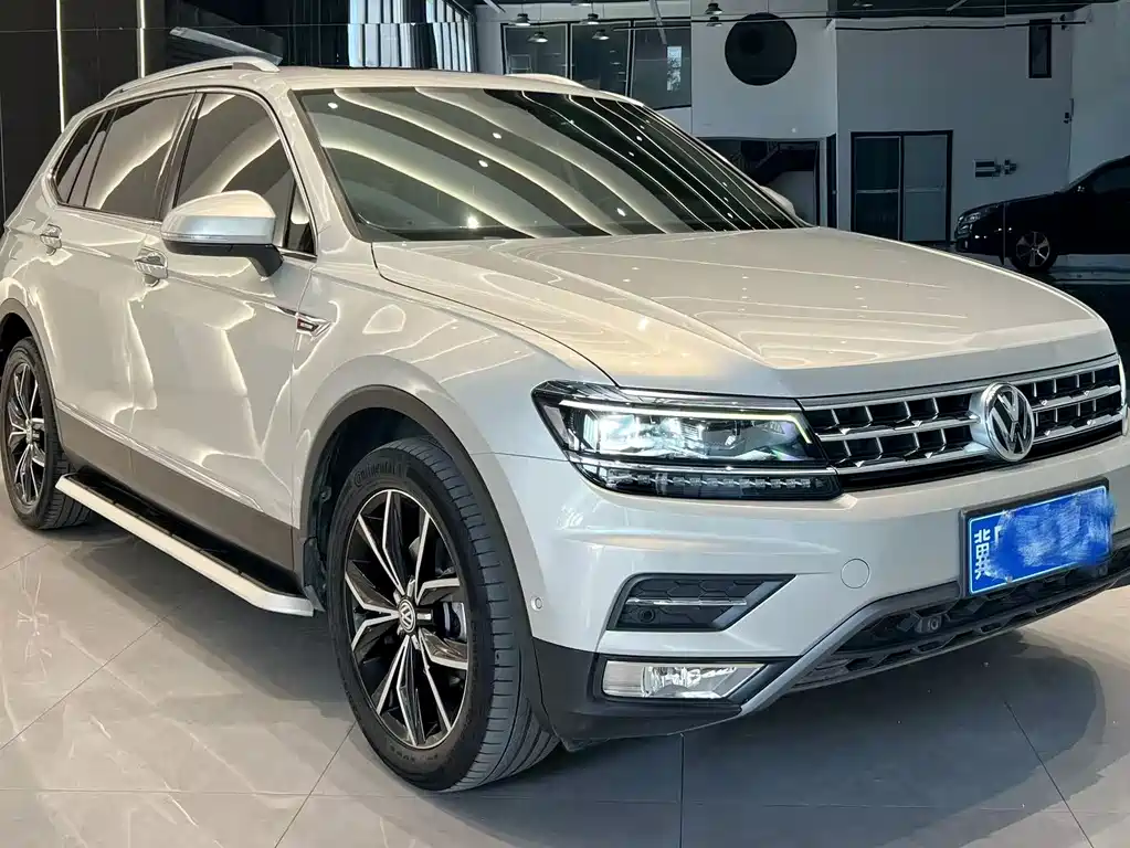 Volkswagen Tiguan L 2019 — фото 3