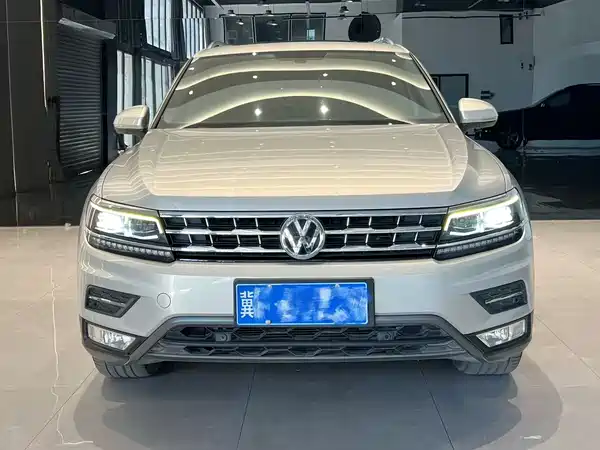 Volkswagen Tiguan L 2019