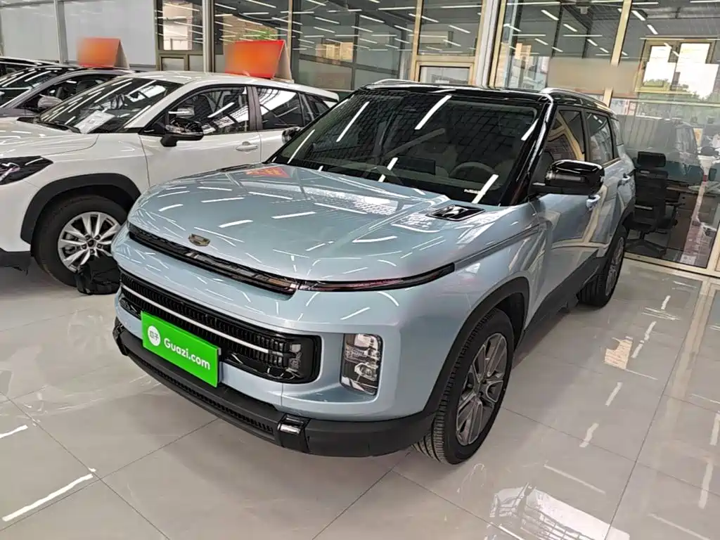 Geely Icon 2025