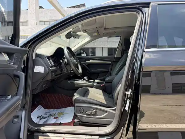 Audi Q5L 2019