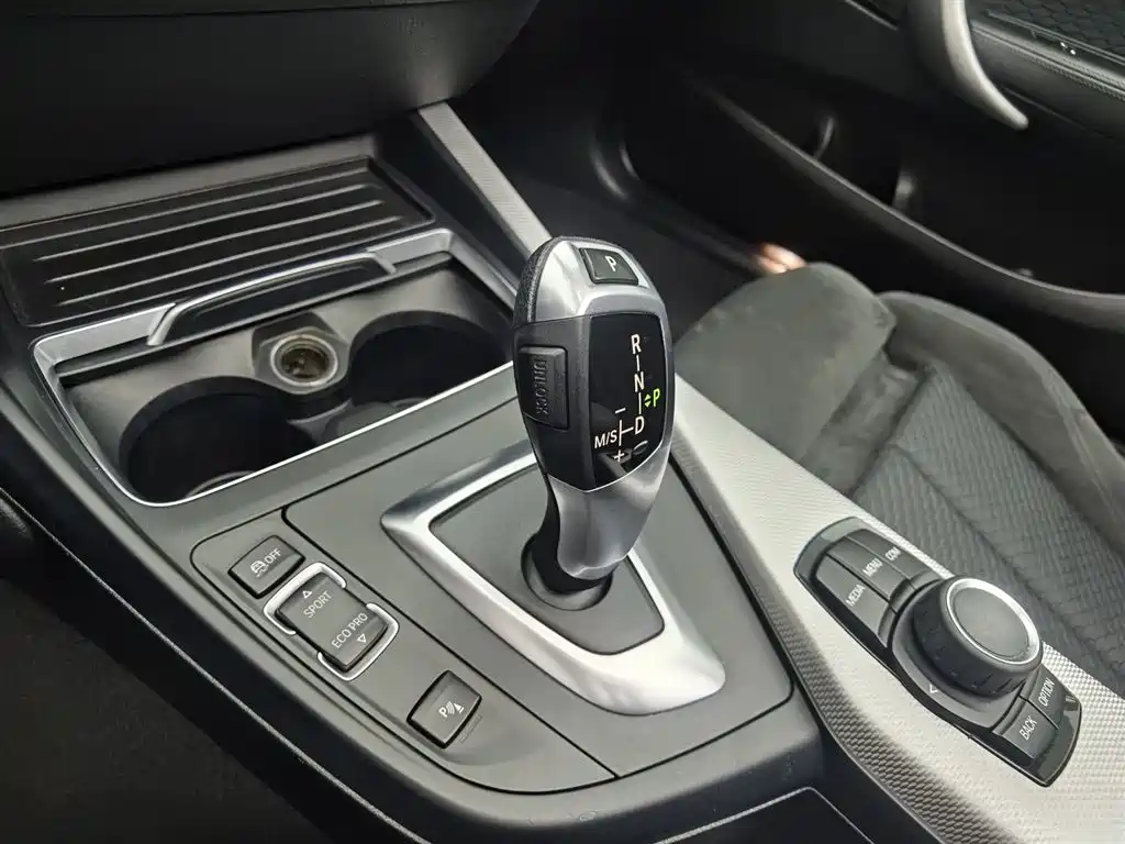 BMW 2 Series 2018 — фото 13