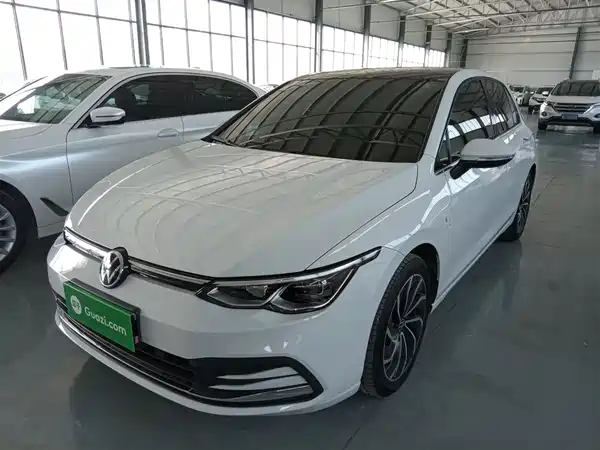 Volkswagen Golf 2023